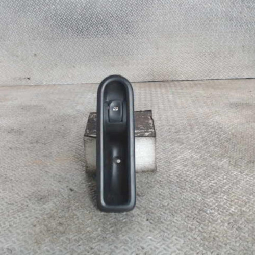Commande leve-glace porte arrière droite RENAULT CLIO 3  CLIO 3 PHASE 1