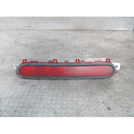 Feux stop supplementaire Toyota COROLLA Verso 2.2 d-4d (2005-2009) 5 portes