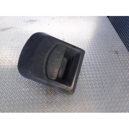Poignee ext porte avd Iveco DAILY III Camionnette 35 s 11 v,35 c 11 v (1999-2007)