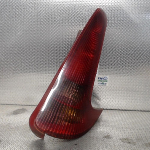 Feu arrière droit Peugeot 206 SW 1.4 hdi (2002-2007) 5 portes