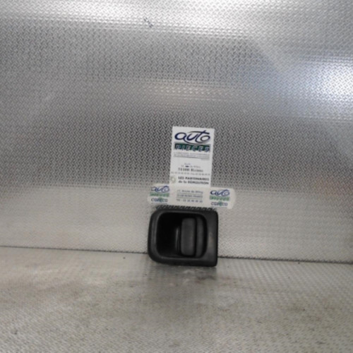 Poignee ext porte avg Renault MASTER II Camion plate-forme-Châssis 2.2 dci 90 (2000)