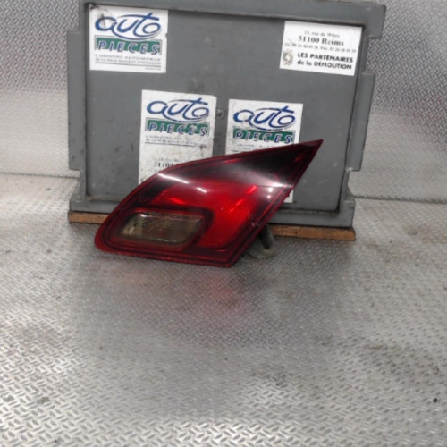 Feu arrière intérieur droit OPEL ASTRA J  ASTRA J PHASE 1