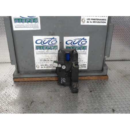 Serrure porte avd Opel CORSA C 1.3 cdti (2003-2009)