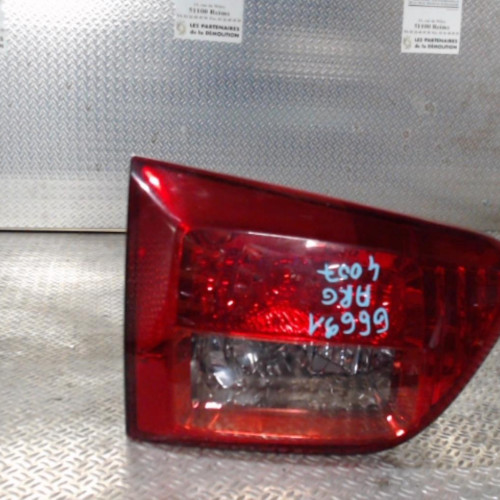 Feu arrière interieur gauche Peugeot 4007 2.2 hdi (2007-2013)