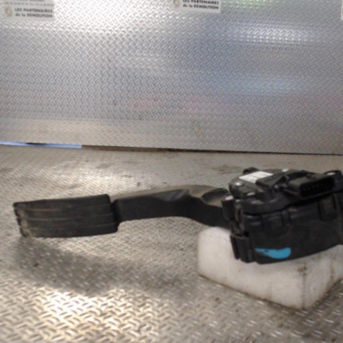 Potentiometre accelerateur Renault TWINGO II 1.2 16v (2007-2014) 3 portes