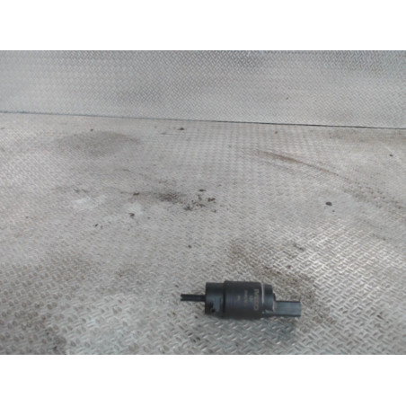 Pompe lave-glace avant Iveco DAILY IV Camionnette 35c12 v, 35c12 v-p, 35s12 v, 35s12 v-p (2006-2011)