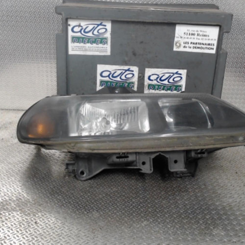 Phare droit Renault LAGUNA I Nevada 1.9 dti (1997-2001)