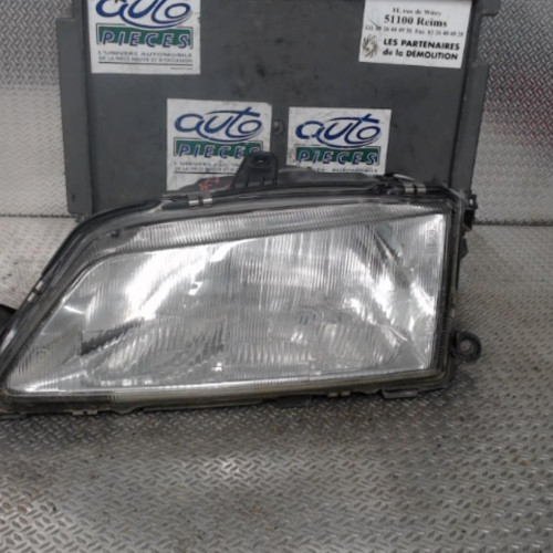 Phare gauche Peugeot 306 1.9 sld (1994-2001)