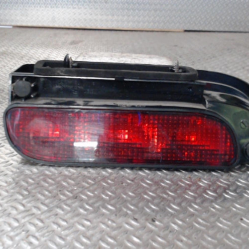 Feux stop supplementaire Peugeot PARTNER Camionnette-Monospace 1.9 d (1996-2002) 3 portes