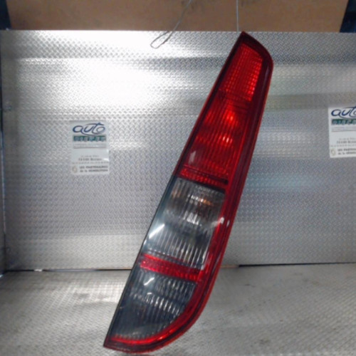 Feu arrière droit Ford FOCUS II Turnier 1.6 tdci (2004-2012)