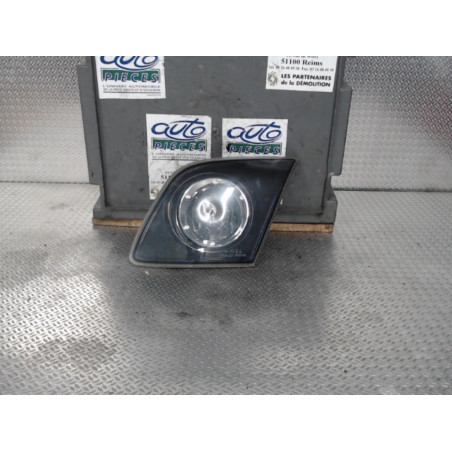 Feu arrière intérieur droit Mazda 3 A trois volumes 1.6 di turbo (2004-2009)