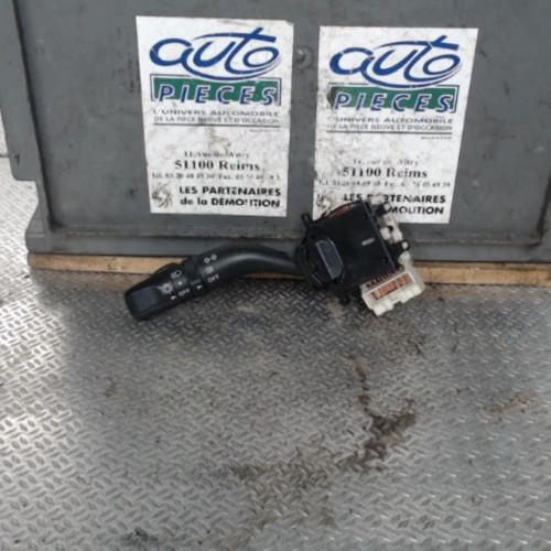 Commande clignotant Mazda 6 A trois volumes 2.0 di (2002-2007)