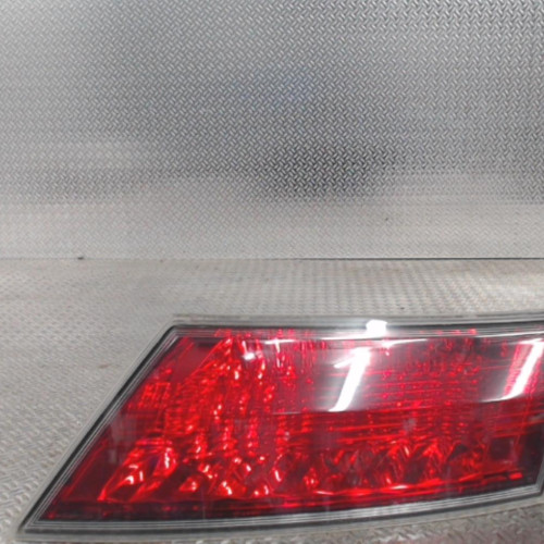 Feu arrière intérieur droit Honda CIVIC VIII Hatchback 2.2 ctdi (2005) 5 portes