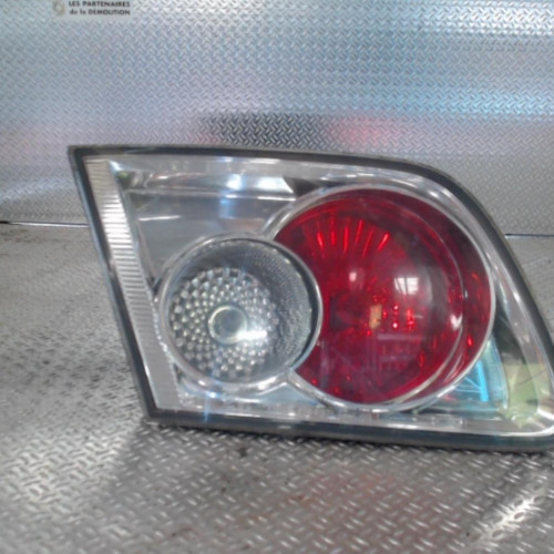 Feu arrière interieur gauche Mazda 6 A trois volumes 2.0 di (2002-2007)