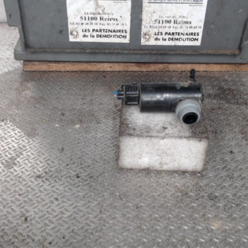 Pompe lave-glace avant Toyota AURIS 2.0 d-4d (2006-2012)