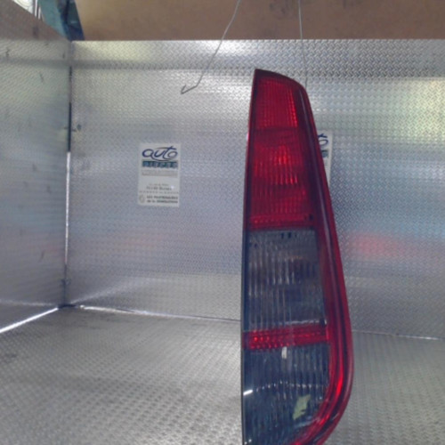 Feu arrière droit Ford FOCUS II Turnier 2.0 tdci (2004-2008)
