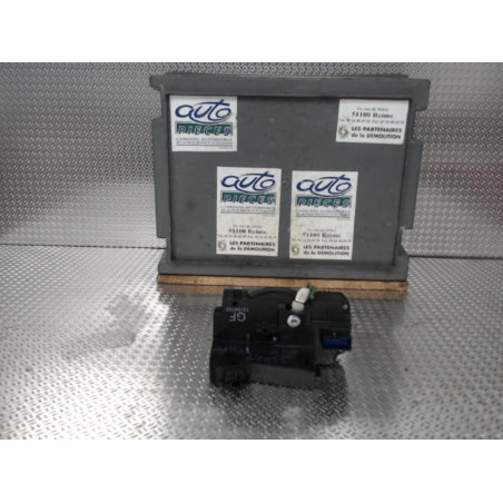 Serrure porte avd Opel MERIVA A Monospace 1.7 cdti (2003-2010)