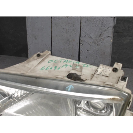 Phare gauche Skoda OCTAVIA I Combi 1.9 tdi (1998-2010)