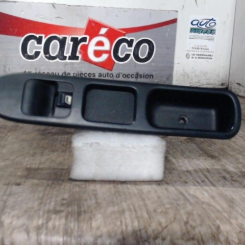 Commande lève-glace porte avant droite Peugeot 307 2.0 hdi 90 (2000-2007) 5 portes