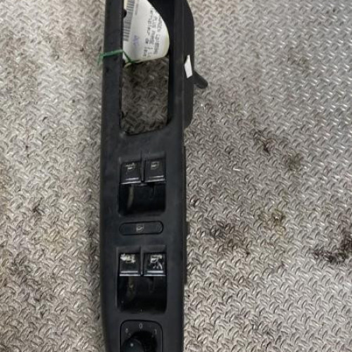 Commande lève-glace porte avant gauche Vw GOLF PLUS V 1.9 tdi (2005-2009) 5 portes