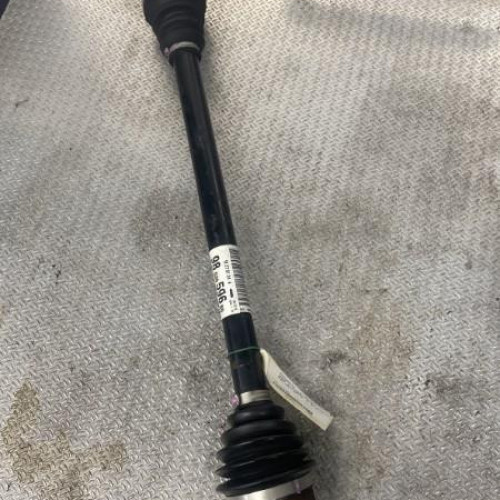 Transmission avant droite Peugeot 208 I 1.2 vti 82 (2012)