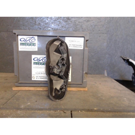 Platine feu arg Peugeot 107 1.4 hdi (2005-2014)