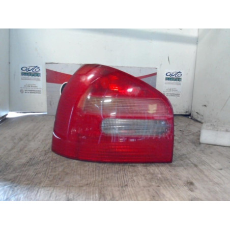 Feu arrière gauche Audi A3 1.6 (1996-2003)