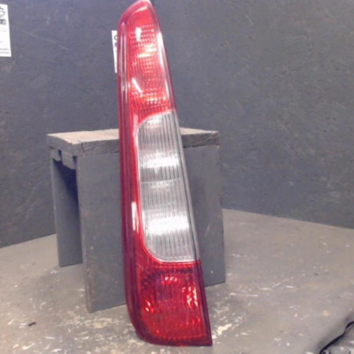 Feu arrière gauche Ford FOCUS C-MAX 1.6 tdci (2003-2007)