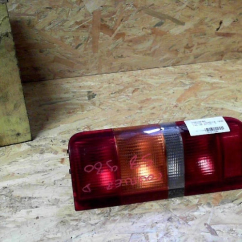 Feu arrière droit Ford COURIER Camionnette-Monospace 1.8 di (2000-2003)