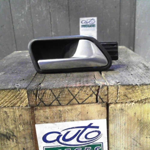 Poignee int porte avd Vw TOURAN 1.9 tdi (2003-2004) 5 portes