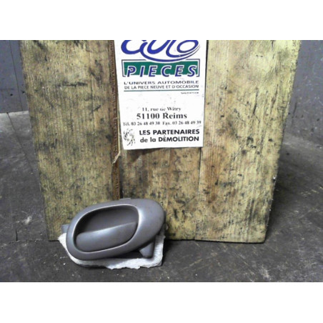 Poignee int porte avd Peugeot 206 3-5 portes 2.0 hdi 90 (1999-2009) 5 portes