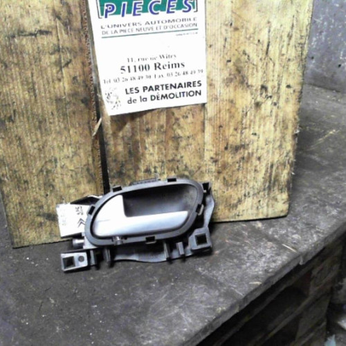 Poignee int porte avg Citroën C5 III 1.6 hdi 110 (2008)