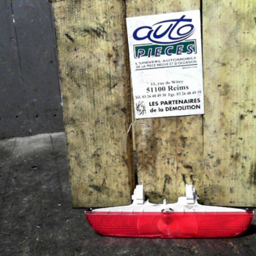 Feux stop supplementaire Mazda 3 1.6 di turbo (2004-2009)
