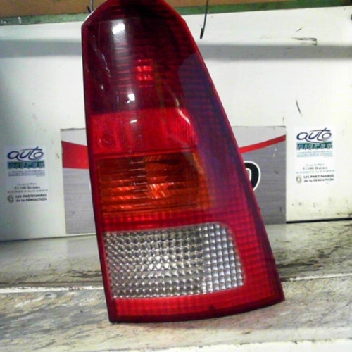 Feu arrière droit Ford FOCUS I Clipper 1.8 turbo di - tddi (1999-2004)