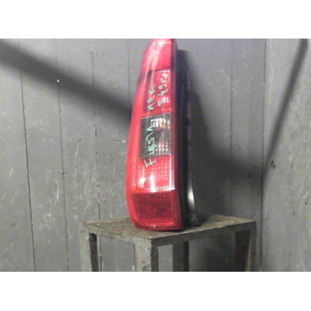 Feu arrière gauche Ford FIESTA V 1.4 tdci (2001-2008) 5 portes