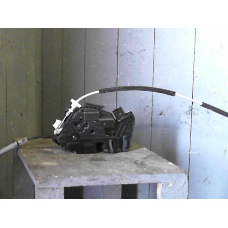 Serrure porte avd Seat IBIZA IV 1.2 tdi (2010-2015)