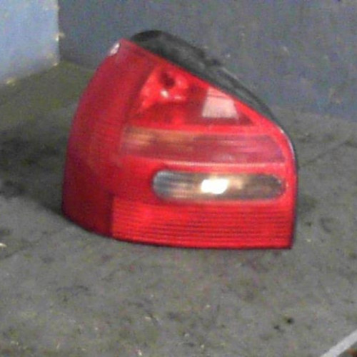 Feu arrière gauche Audi A3 1.8 (1996-2003)