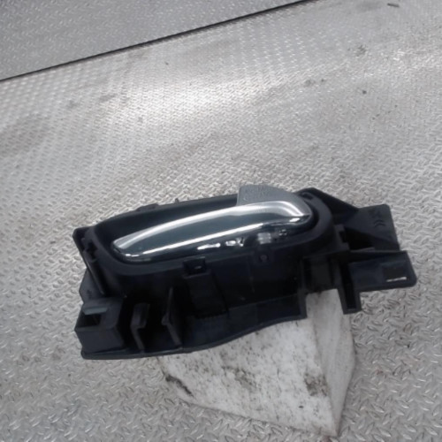 Poignee int porte ard Citroën C3 II 1.1 i (2009-2013)