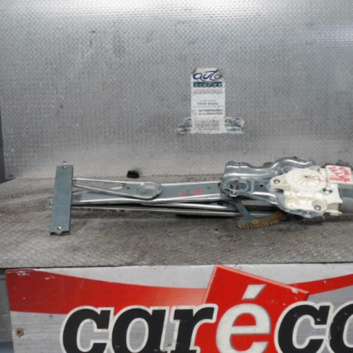 Mecanisme  moteur lève-glace avant droit Toyota AVENSIS A trois volumes 2.0 d-4d (2006-2008)