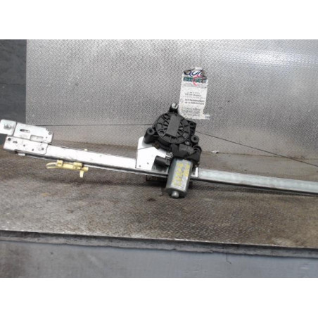 Mecanisme  moteur lève-glace avant droit Renault TRAFIC II Camionnette 2.0 dci 90 (2006)