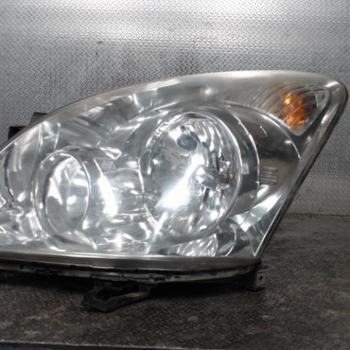 Phare gauche Toyota COROLLA Verso 2.2 d-4d (2005-2009) 5 portes