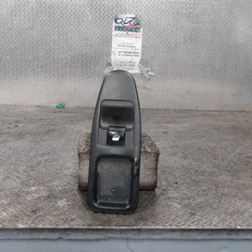 Commande lève-glace porte avant droite CITROEN JUMPY 2  0