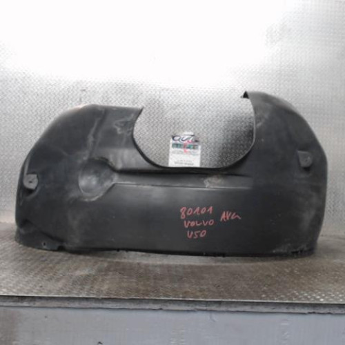Passage roue avg Volvo V50 2.0 d (2004-2010)