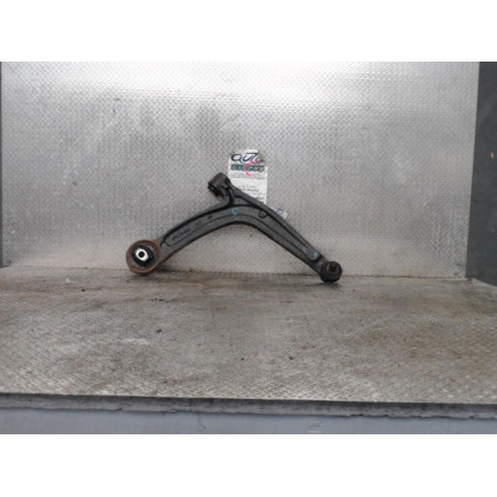 Triangle inf avd Ford KA 1.2 (2008-2016) 3 portes