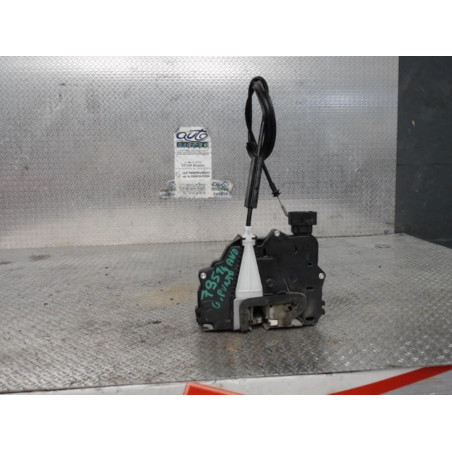 Serrure porte avd Fiat GRANDE PUNTO 1.3 d multijet (2008)