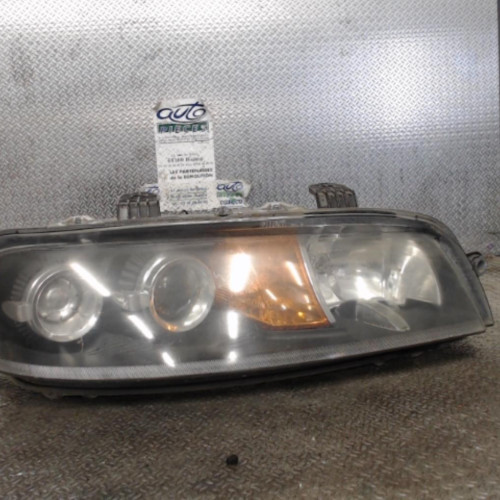 Phare droit FIAT PUNTO 2  0