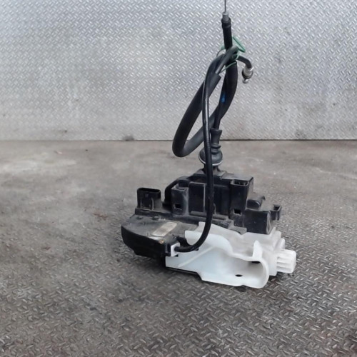 Serrure porte arg Kia CEE'D SW 1.6 crdi 90 (2007-2012)