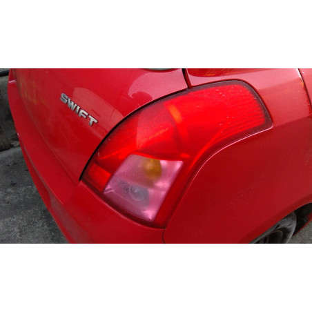 Feu arrière droit Suzuki SWIFT III 1.3 ddis (2005)