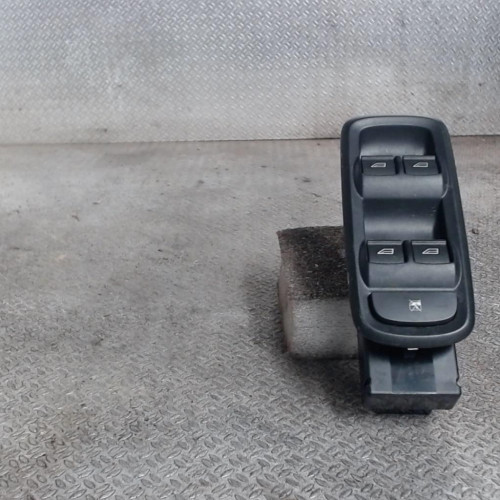 Commande lève-glace porte avant gauche FORD KA  KA