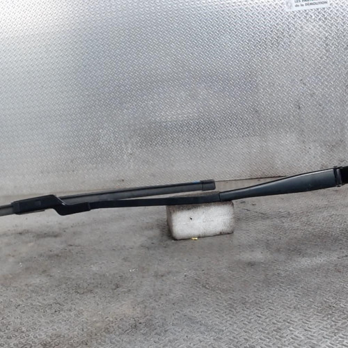 Bras essuie-glace avant droit RENAULT TRAFIC 3  0